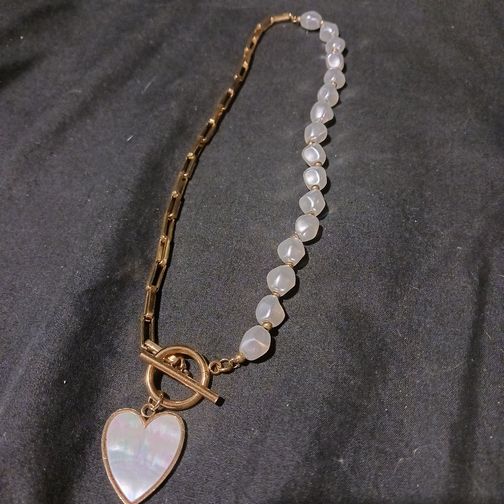 Gold Tone 5 Piece Set Jewelry 26$